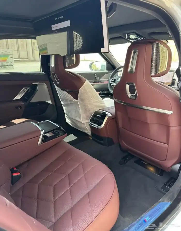 BMW 735i 2026 M kit 3