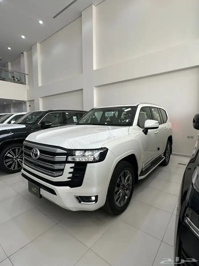 لاندكروزر GXR L4 ديزل 2024 0