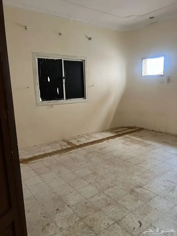 فله للإيجار 4