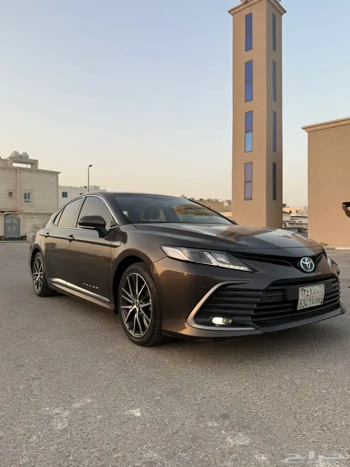 كامري 2023 هايبرد 12