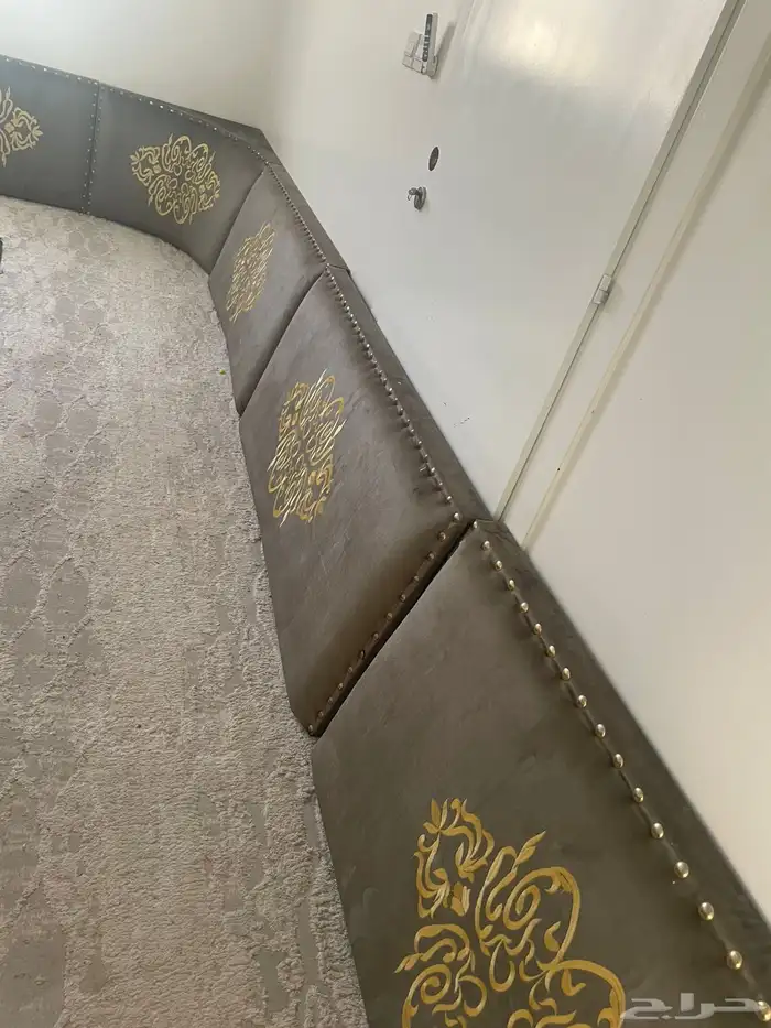 مساند مع فرشه 1