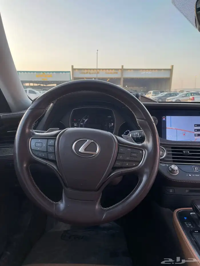 لكزس LS 350. 2019 7