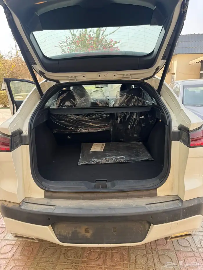 انفينيتي QX80 كوب 2022 اصفار 3