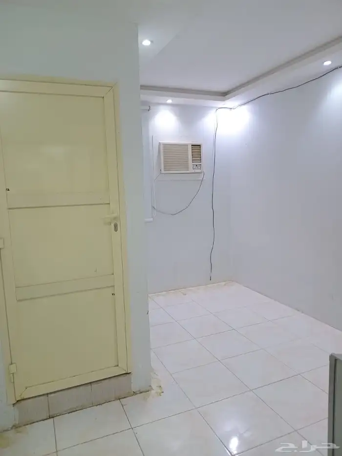 غرف عزاب للايجار 1