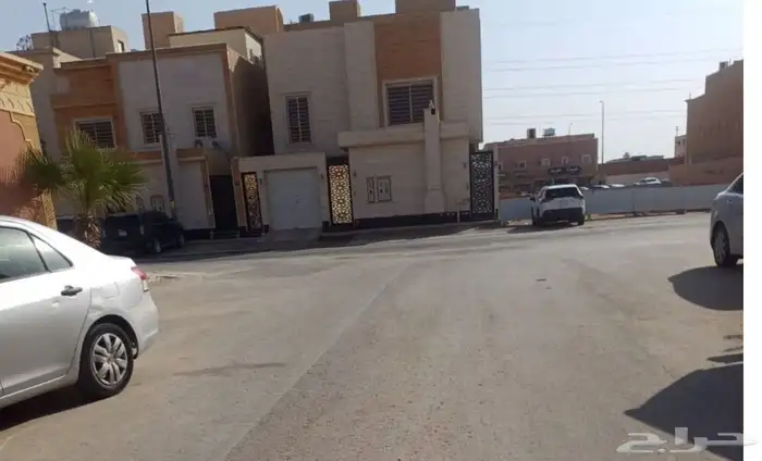 للايجار شقه عوايل حي المعيزيلة 0