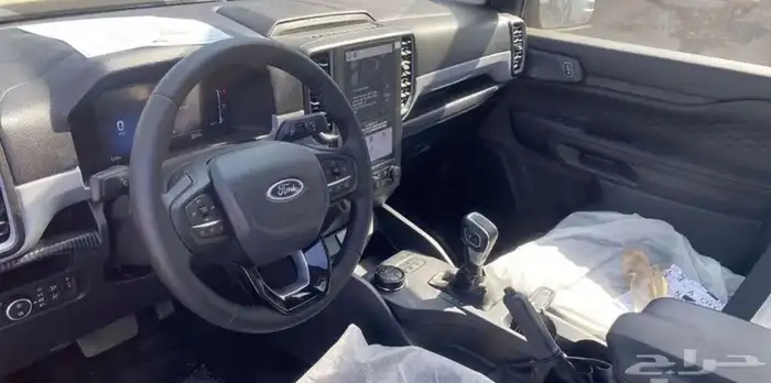 فورد رينجر غمارتين XLT دبل ديزل قير اتوماتيك موديل 2024 10