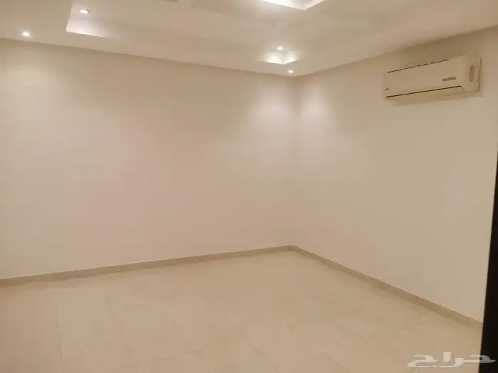 للإيجار شقة في فيلا   حي الوادي (62000) 1