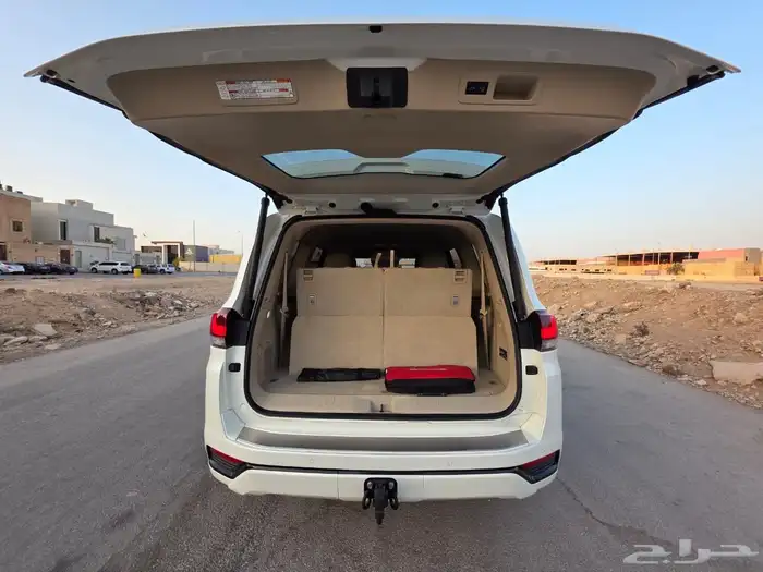 لاندكروزرGXR2022 L4 8