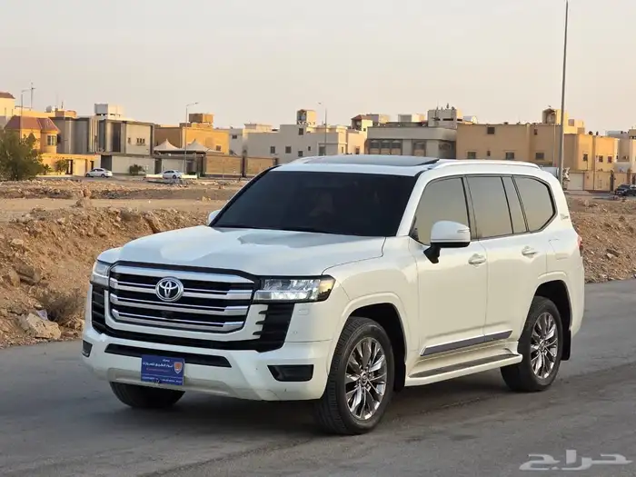 لاندكروزرGXR2022 L4 0