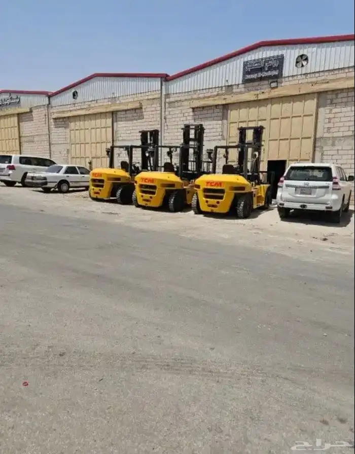 رافعه شوكيه فوركلفت سيزرلفت للايجار Forklift Caesarlift 2