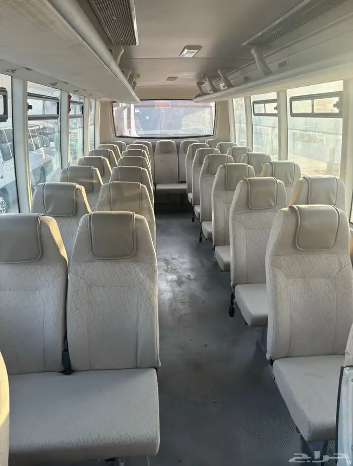 Oyster 2021 for rent باص 33 راكب الايجار 1