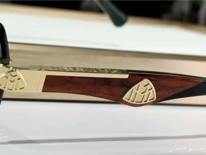 نظارة مايباخ الشمسية 3