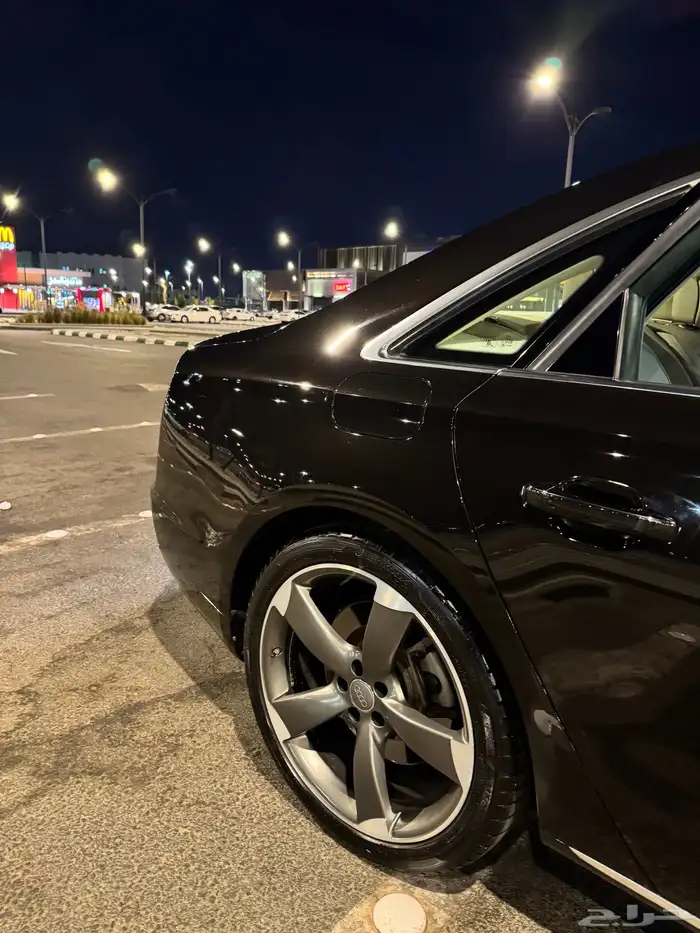 اودي A8 L 2012 نظيف بودي بلد على الشرط 5