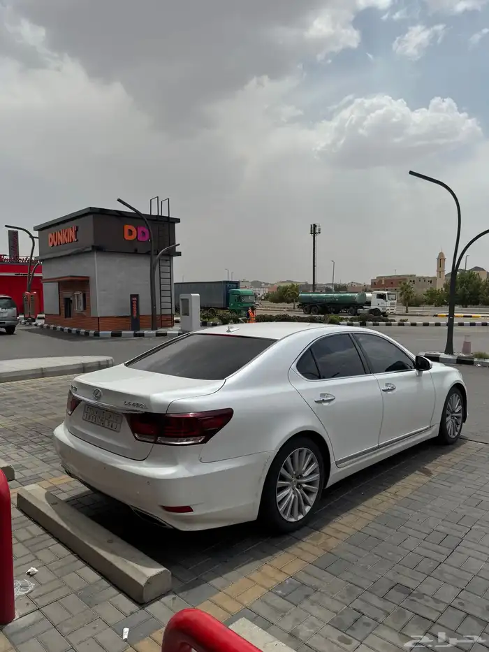 لكزس ال اس 460 للبيع 3