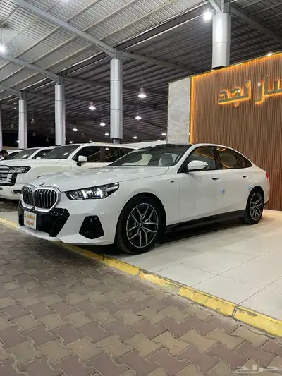 بي ام دبليو520 موديل 2024 فل كامل Kit M index