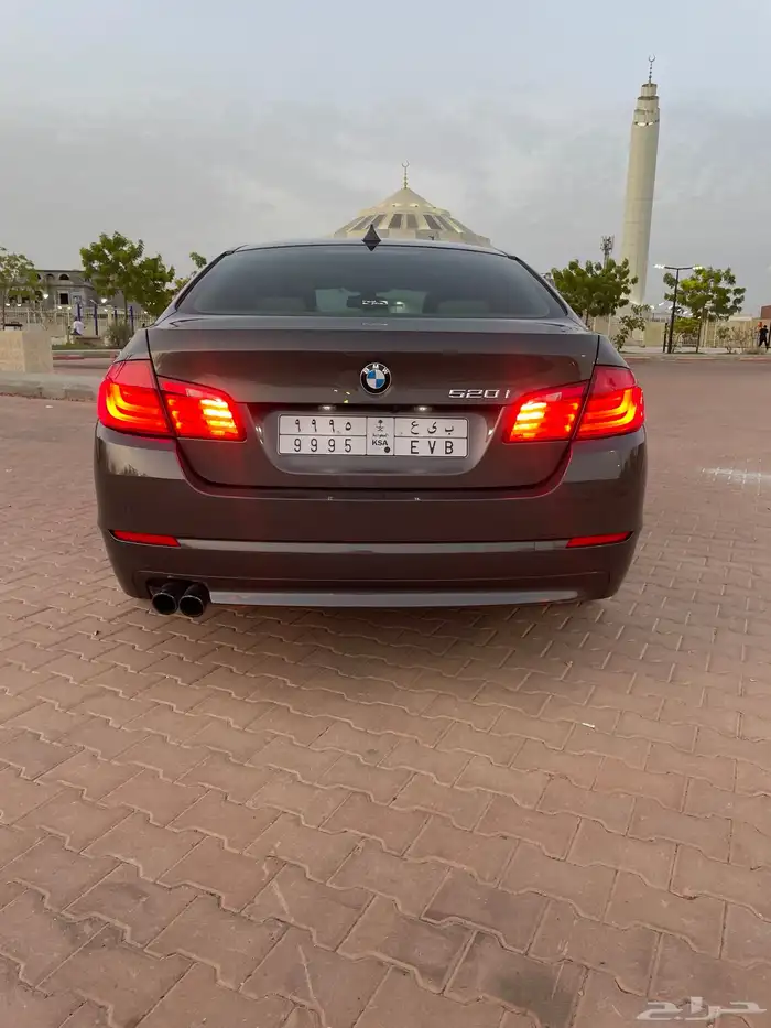 2013 بي ام 520 فل كامل 36