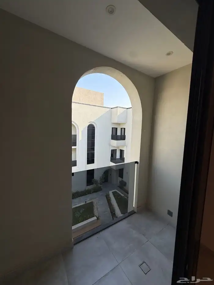 شقه للبيع حي حطين 6