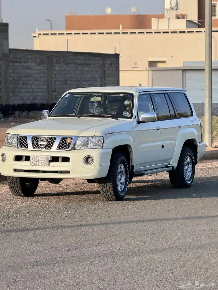 للبيع باترول نيسان 1