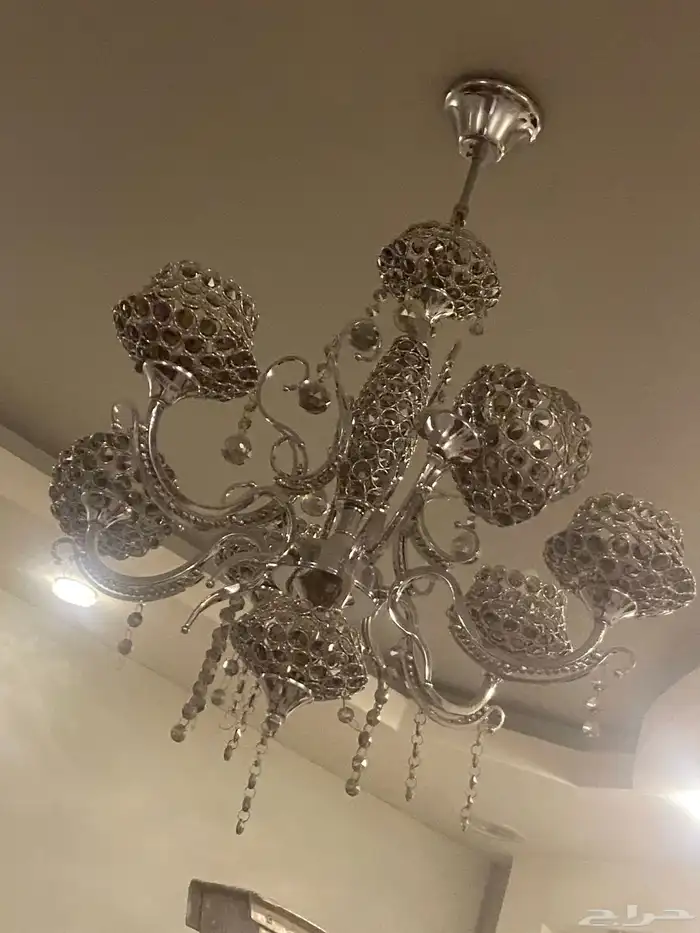 ثريا نجف للبيع المستعجل كرستال 3
