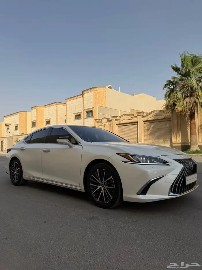لكزس ES 350 CC 2023 4