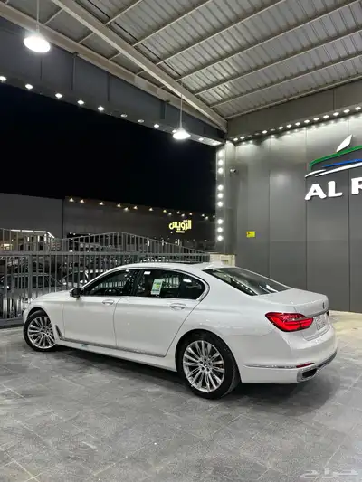بي ام دبليو 2018 فل كامل li730 لدى معرض الرشيدي) index