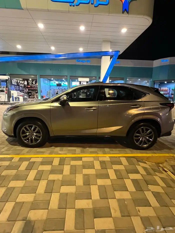 لكزس NX 2020 مالك اول وكالة 9