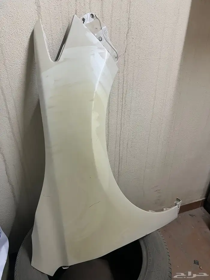 رفرف كامري 2017 يمين أصلي وكالة يحتاج رش 0