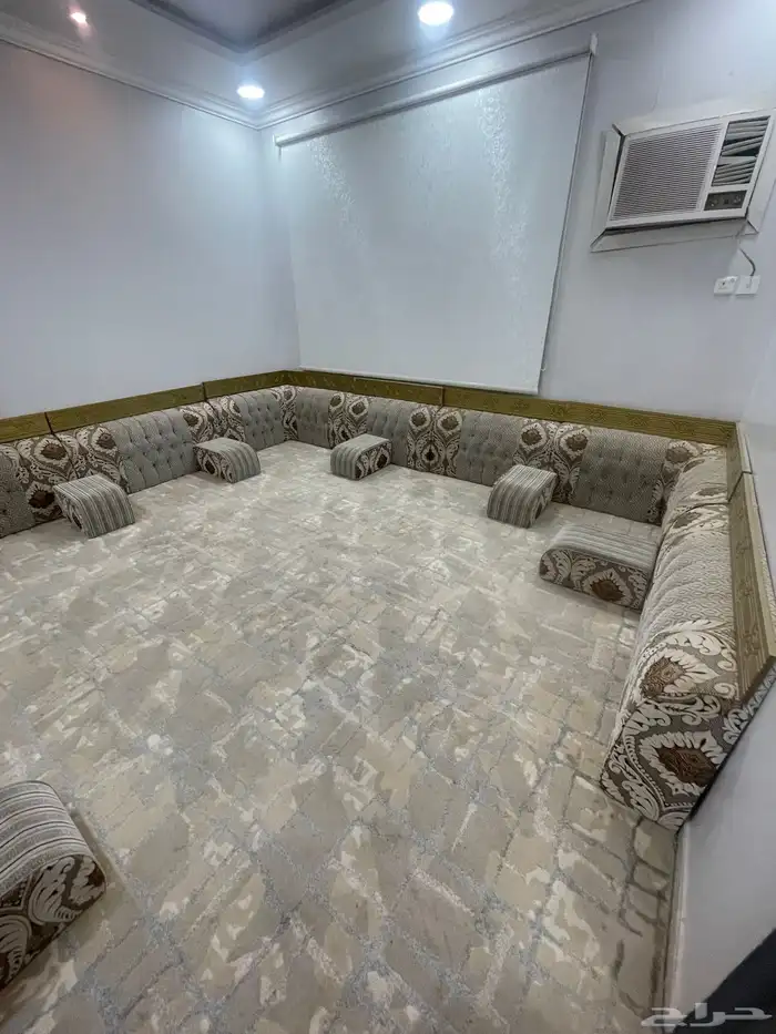 اثاث ممتاز للبيع 0