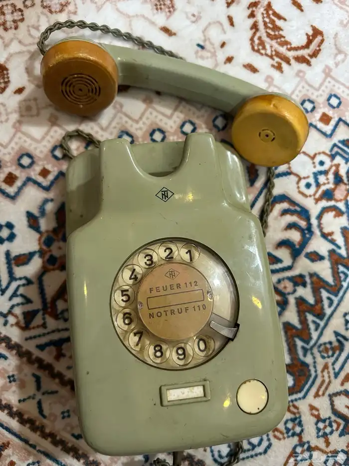 تلفون قديم 0