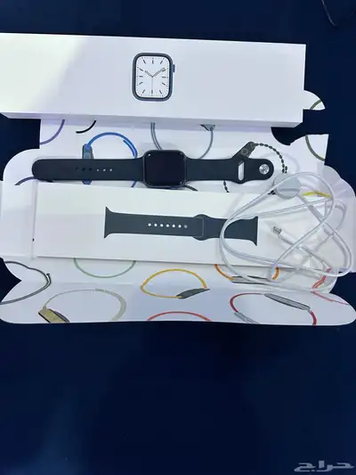 ابل واتش 7 Apple Watch سليمه معها اساور 45MM index