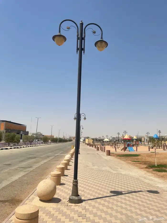 مصنع الاحتراف للإضاءة والصناعه 58