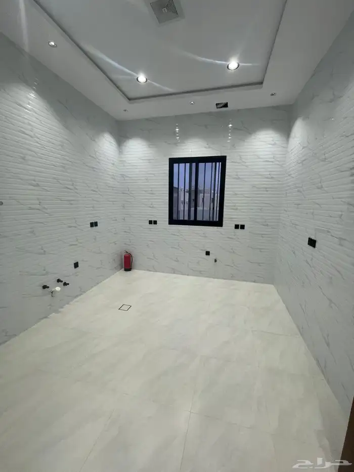 للبيع ارواف ارضيه وعلويه تشيب Vipبالمحاله واصل جميع الخدمات 42