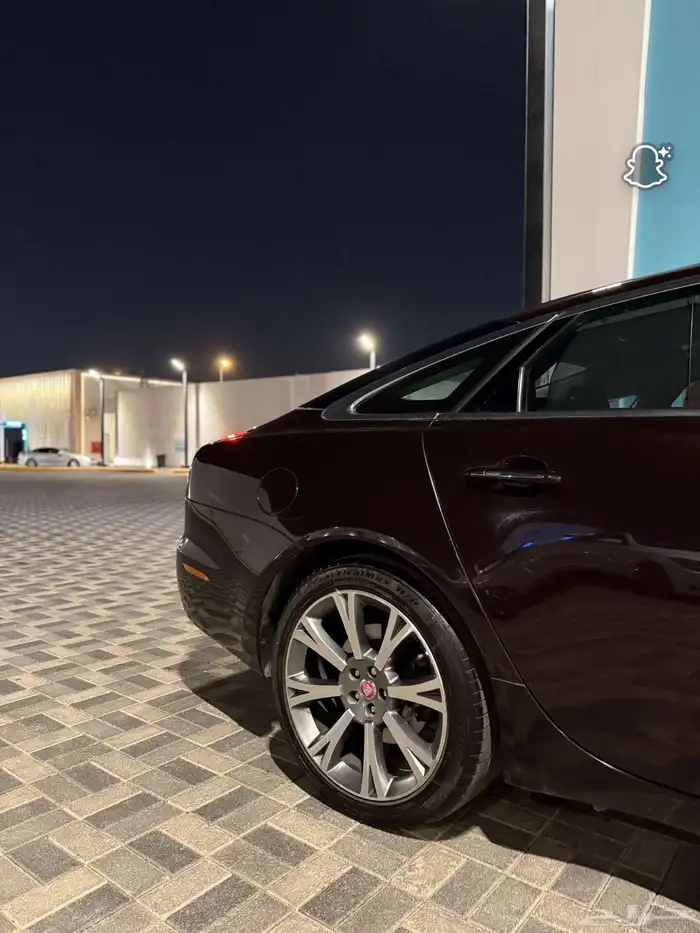 جاكور xj موديل 2014 3