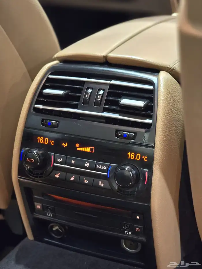 بي ام دبليو 750Li موديل 2012 بحالة ممتازة 12