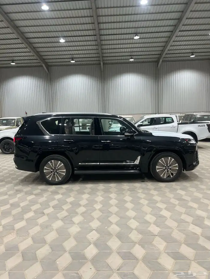لكزس LX700 BB هايبرد وارد سعودي 2025 3