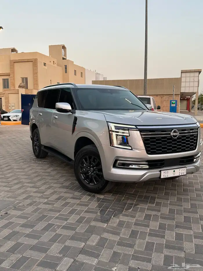 نيسان تيتانيوم 1