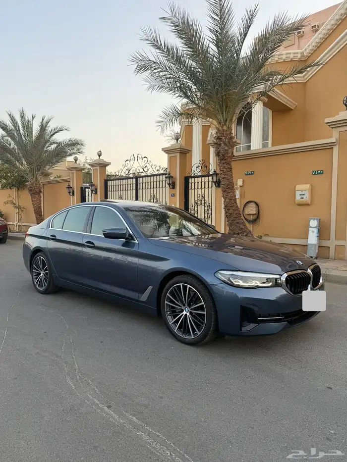 bmw520 فل بريميوم موديل 2023 بحالة الجديد عداد (46000) 6