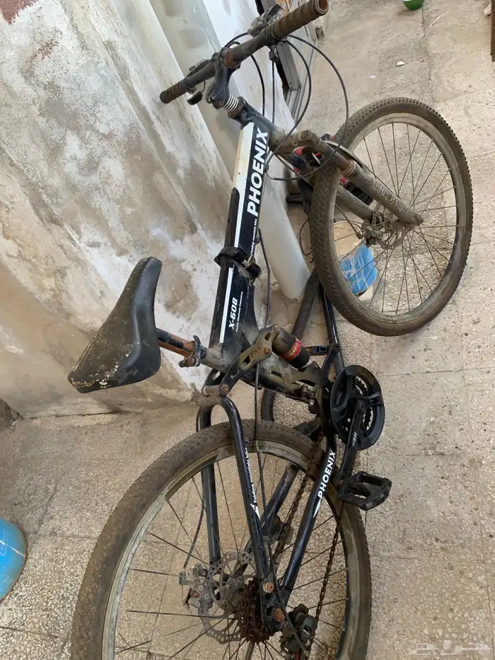 سيكل للبيع يحتاج له فرامل 0