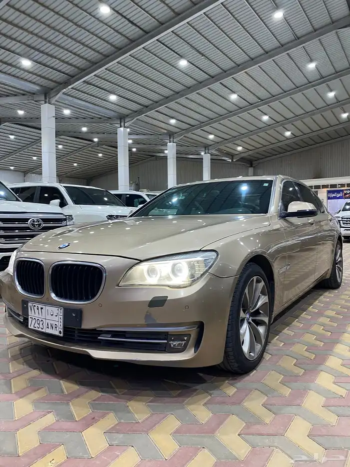 بي ام دبليو LI 730 المديل 2015 العدد 230 الف 1