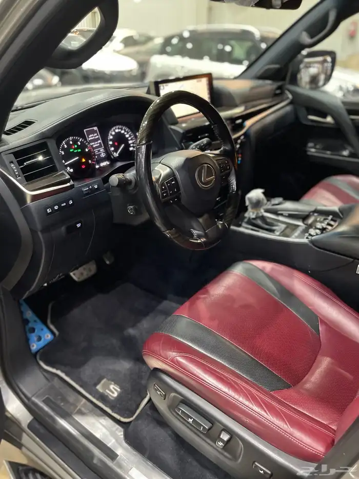 لكزس Lx570s سعودي 2018 صيانات وكاله 5