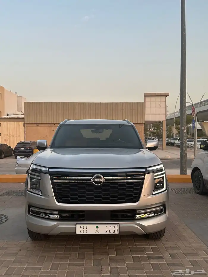 نيسان تيتانيوم 20