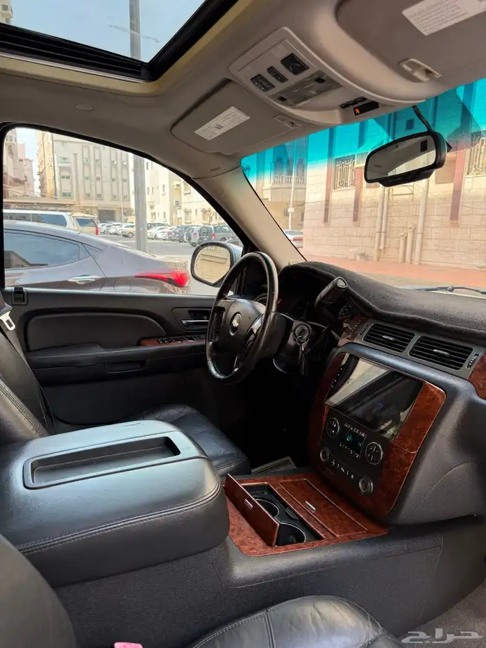 شيفرولية تاهو LTZ 9