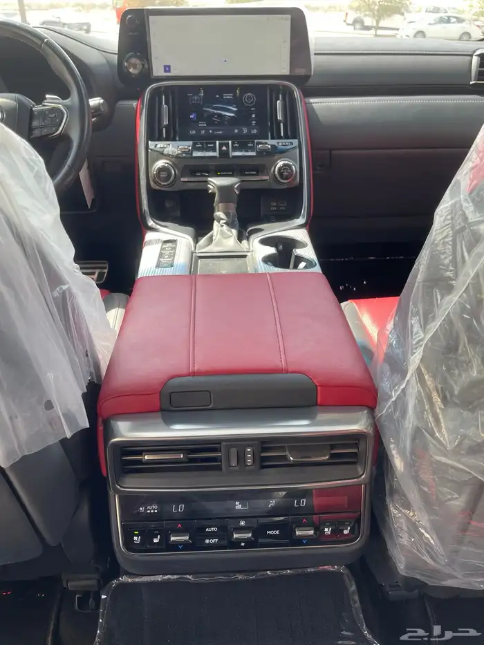 للبيع لكزس LX600 2023. سعودي 10