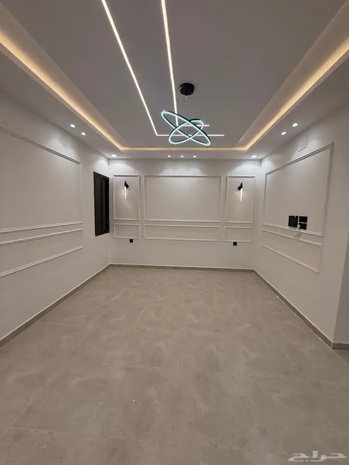 للبيع ادوار ارضيه بحوش وشقق علويه حي الضيافه خميس مشيط 29