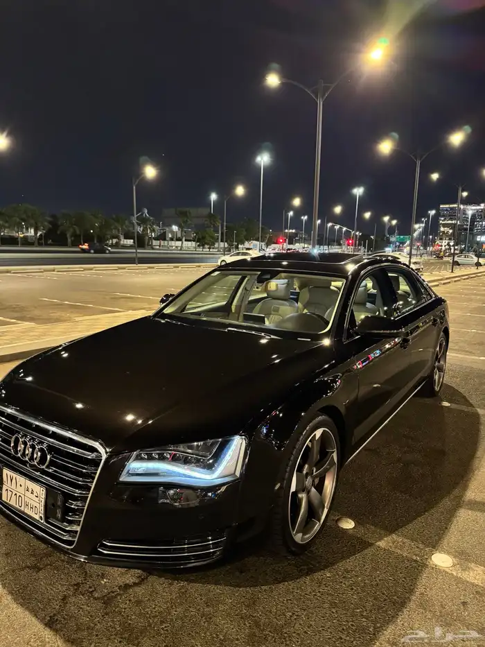 اودي A8 L 2012 نظيف بودي بلد على الشرط 0