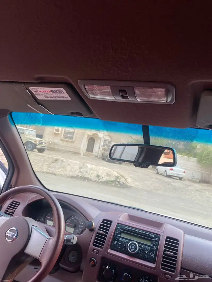 نيسان نافارا 2015 21