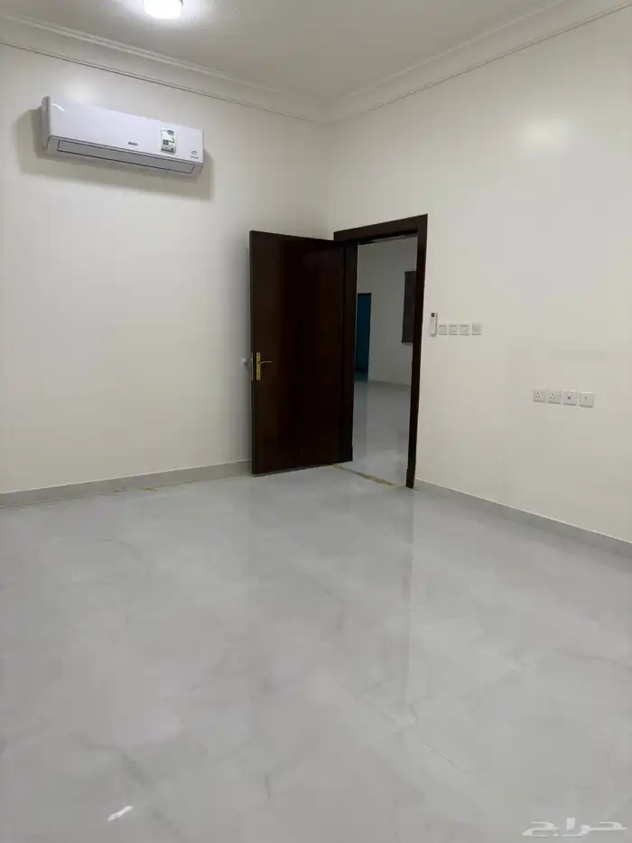 Loft with roof  Al-Areed neighborhood-دور علوي مع سطح 2