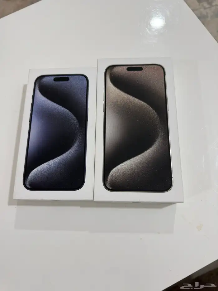 للبيع جهاز آيفون 15 برو ماكس 8