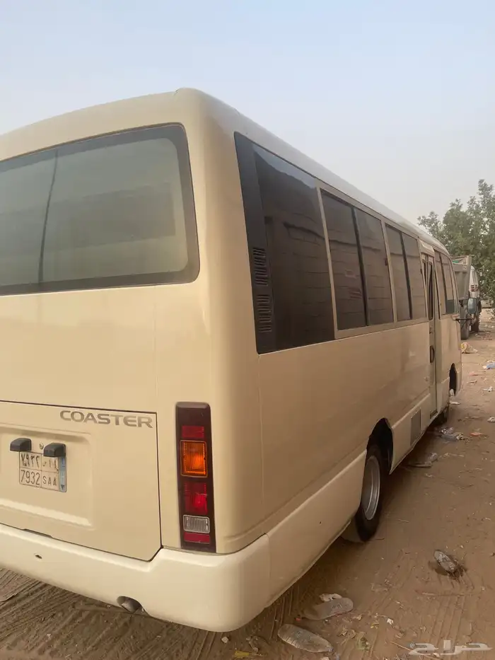 باص نيسان للايجار 4