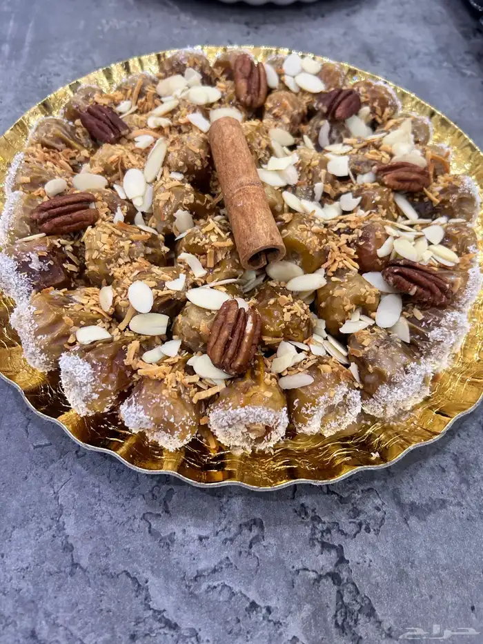 يوجد تمر محشى جميع المقاس 0